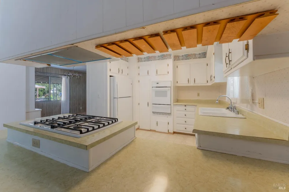 10755 Mobile Village Way ##23 Willits, CA 95490