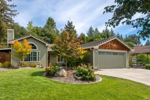3336 Brittany Circle