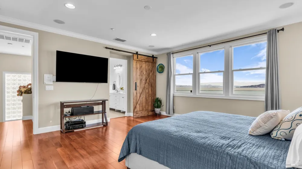506 Seacliff Place Point Richmond, CA 94801
