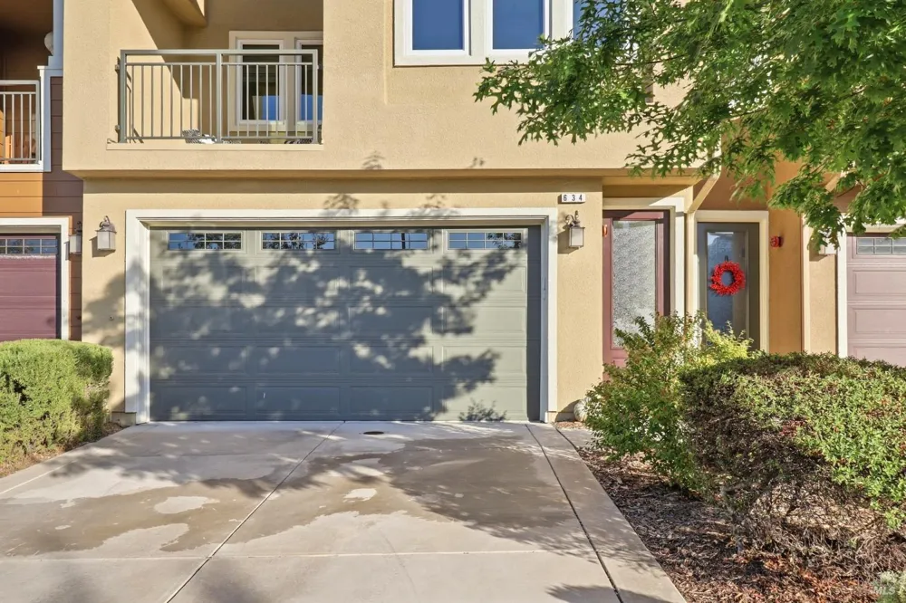 634 Jade Street Petaluma, CA 94952