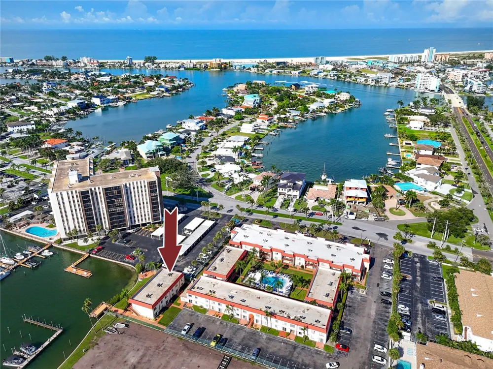 10379 PARADISE BOULEVARD #35 Treasure Island, FL 33706