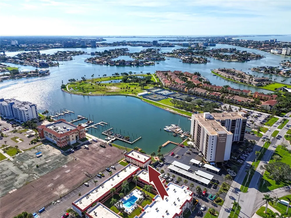 10379 PARADISE BOULEVARD #35 Treasure Island, FL 33706