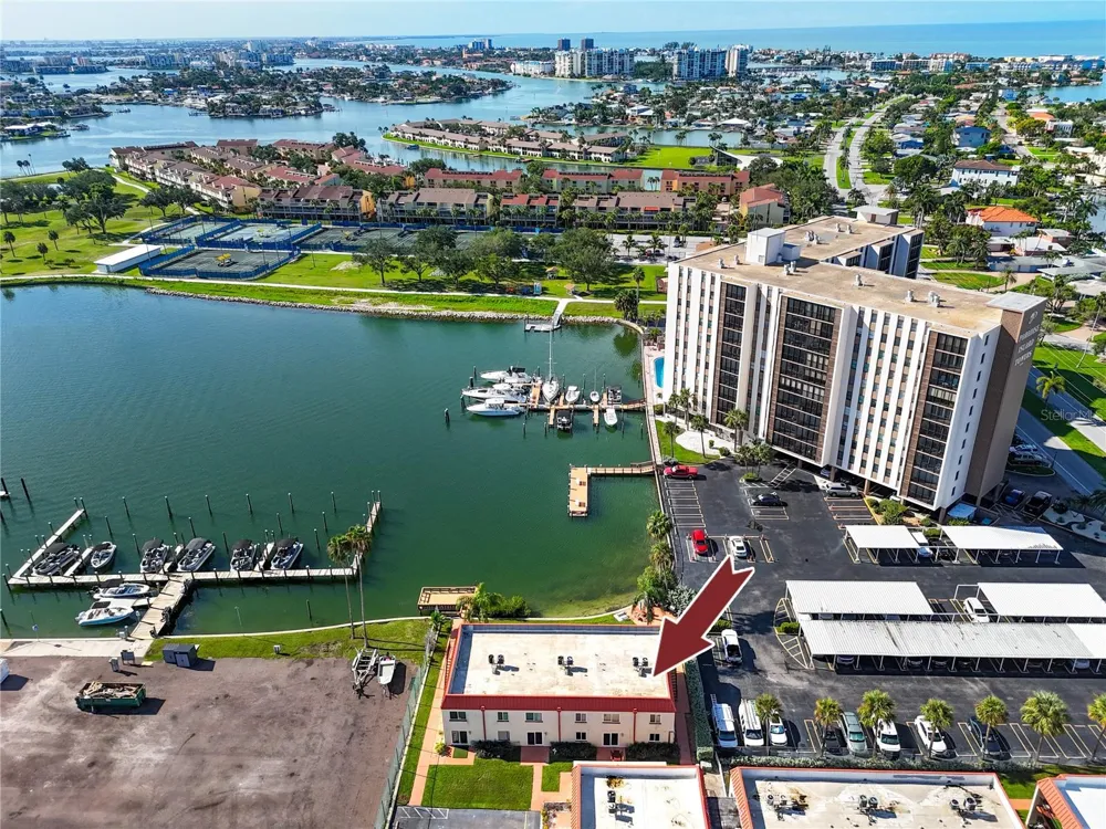 10379 PARADISE BOULEVARD #35 Treasure Island, FL 33706