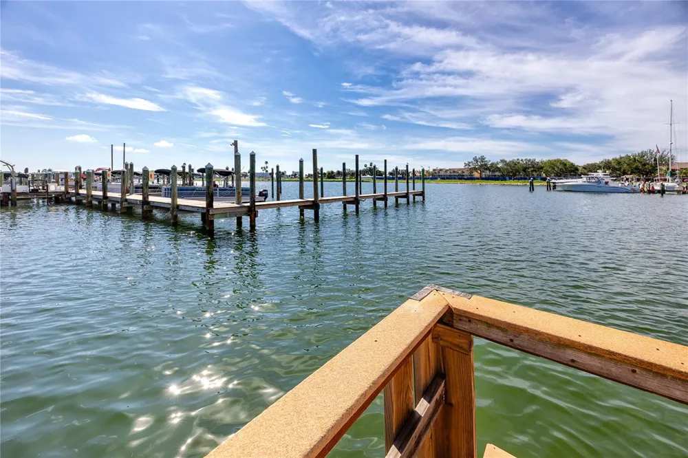 10379 PARADISE BOULEVARD #35 Treasure Island, FL 33706