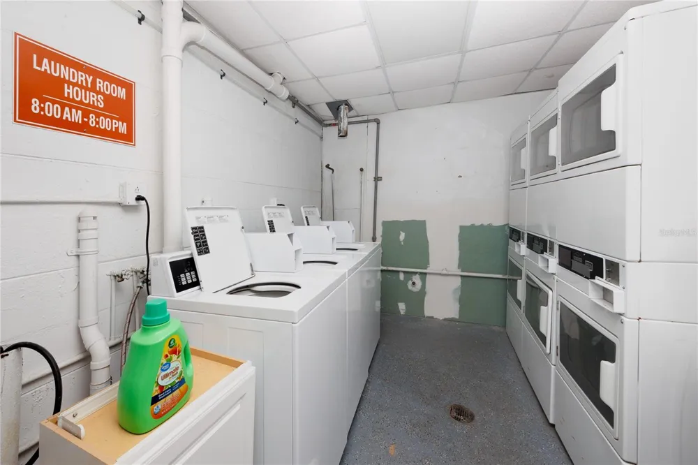 10379 PARADISE BOULEVARD #35 Treasure Island, FL 33706