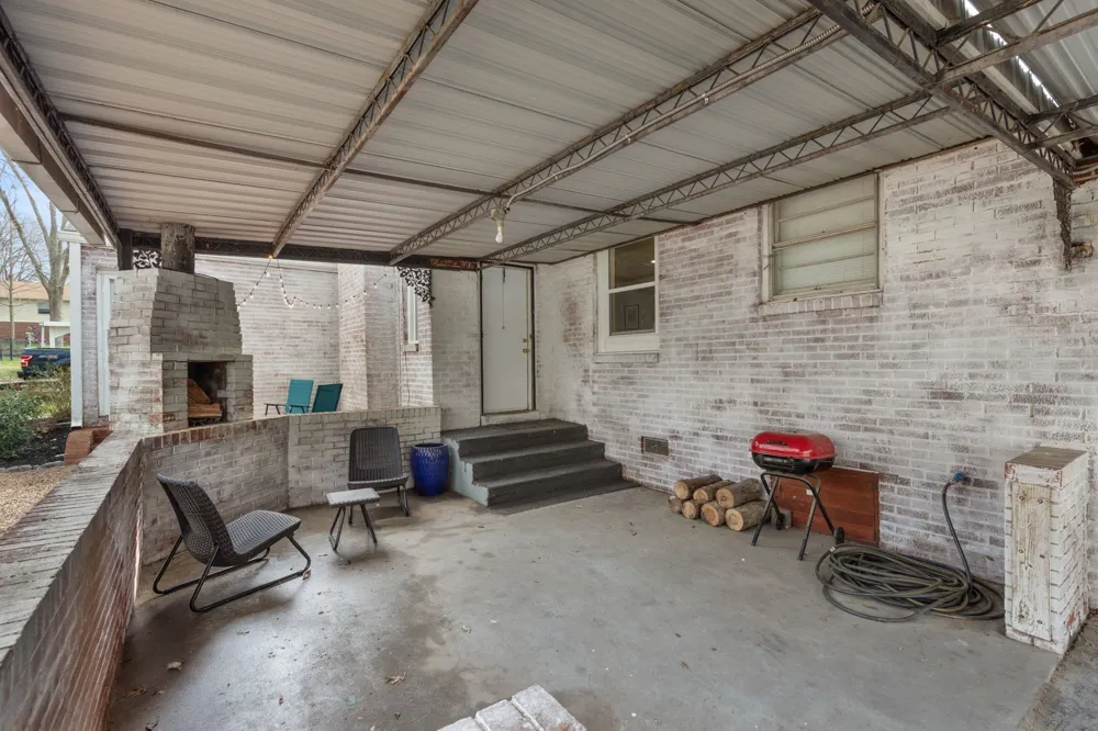 805 Woodland Drive Lebanon, TN 37087