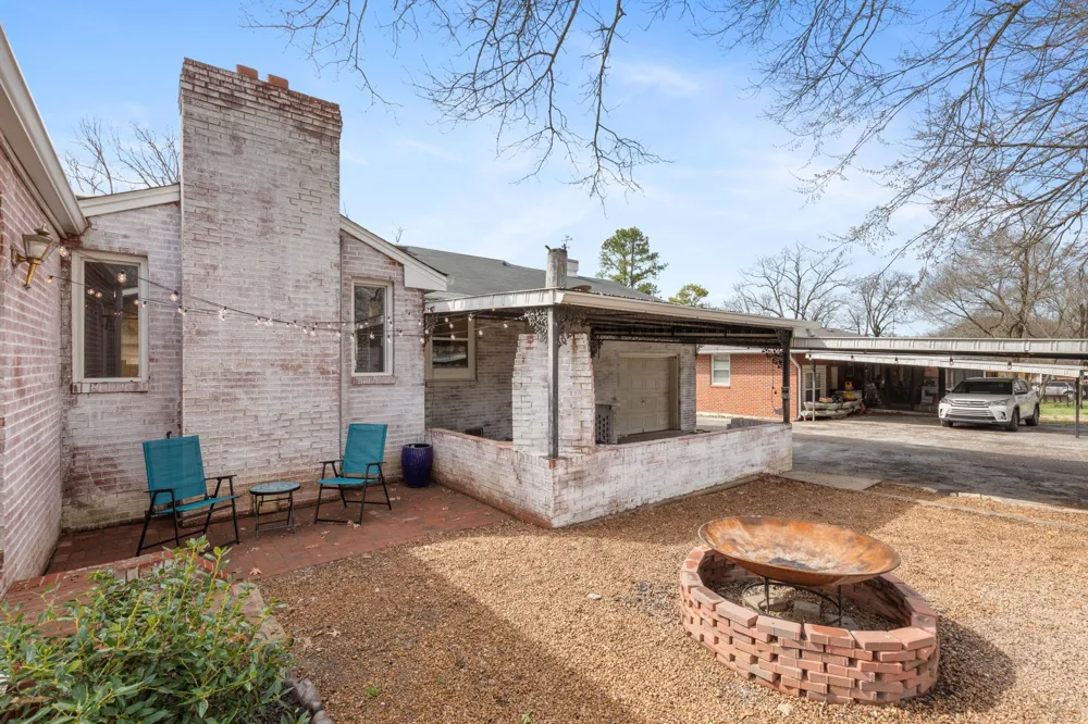 805 Woodland Drive Lebanon, TN 37087