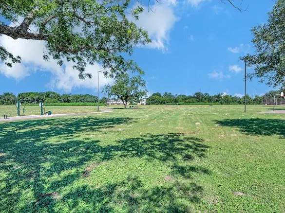 712 Hines Avenue Waco, TX 76706