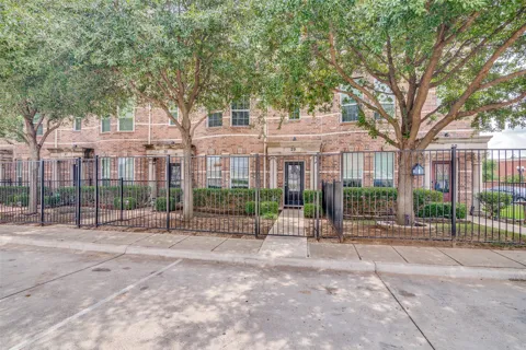 2500 Rockbrook Drive #29