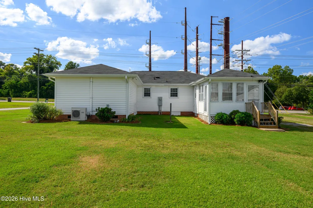 1035 W Saint James Street Tarboro, NC 27886