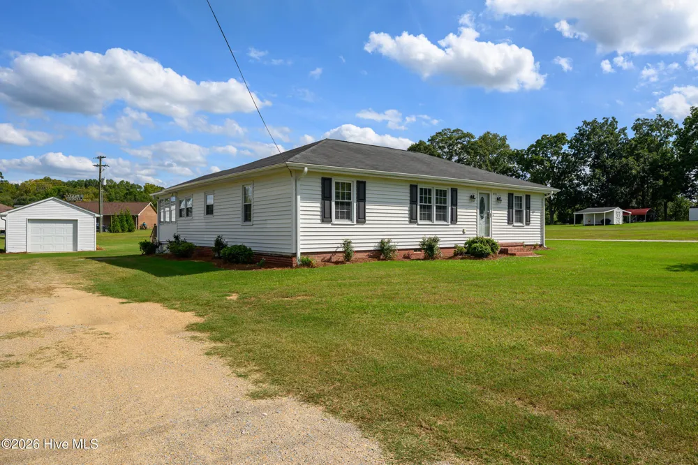 1035 W Saint James Street Tarboro, NC 27886
