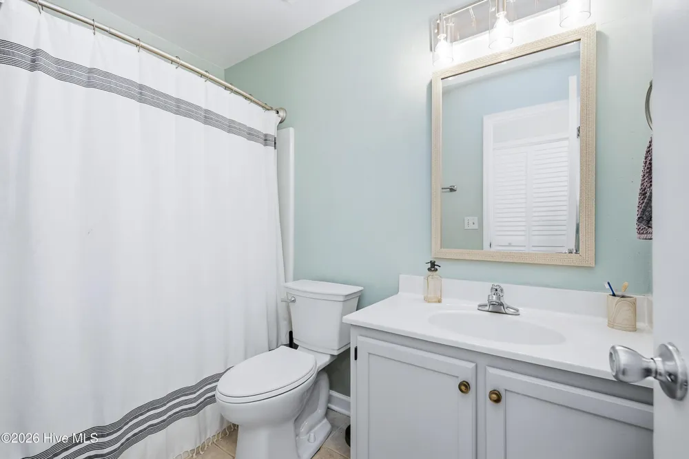 4415 Woodcroft Court Wilmington, NC 28405