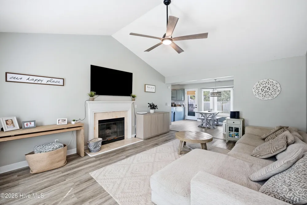 4415 Woodcroft Court Wilmington, NC 28405