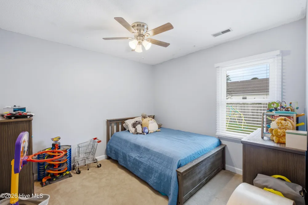 4415 Woodcroft Court Wilmington, NC 28405