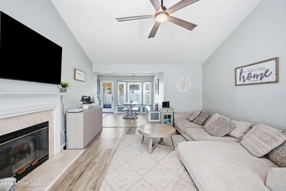 4415 Woodcroft Court Wilmington, NC 28405