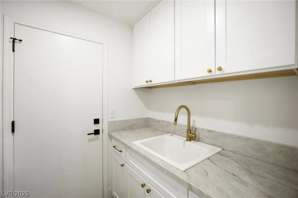 2808 Sterling Cove Drive Las Vegas, NV 89128