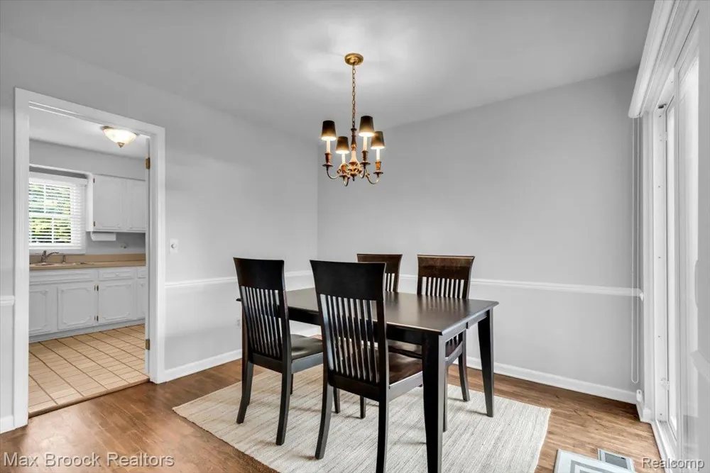 1460 Trailwood Path Bloomfield Charter Township, MI 48301