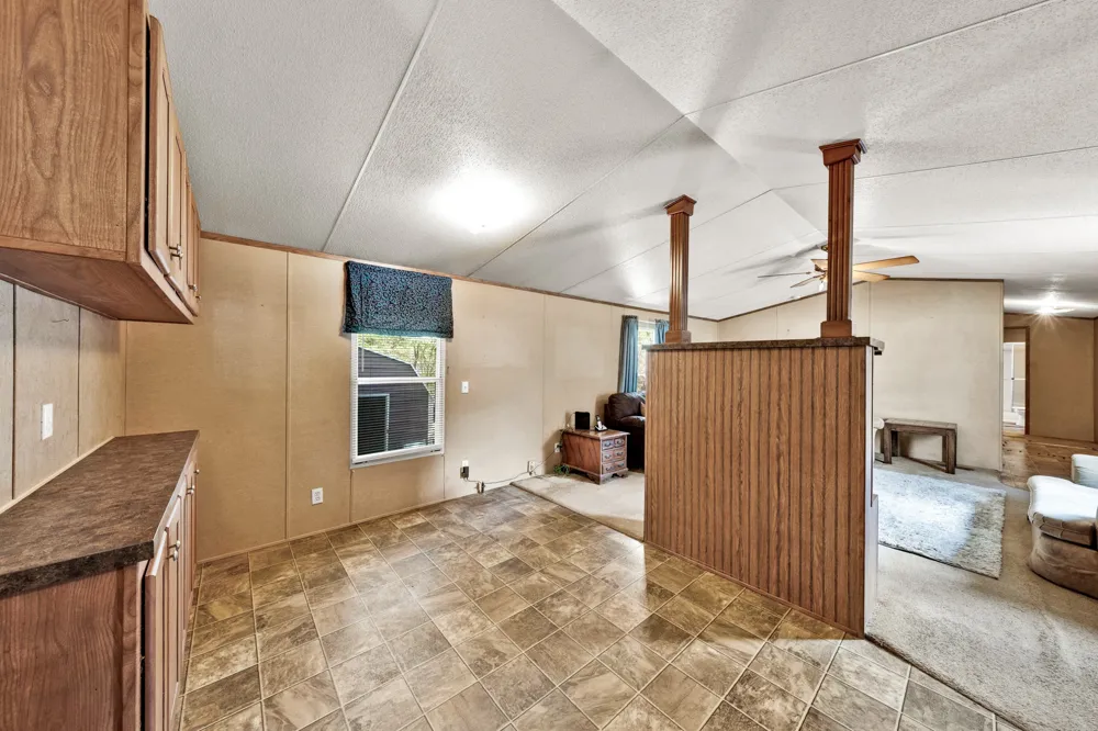 121 Rs County Road 3317 Emory, TX 75440
