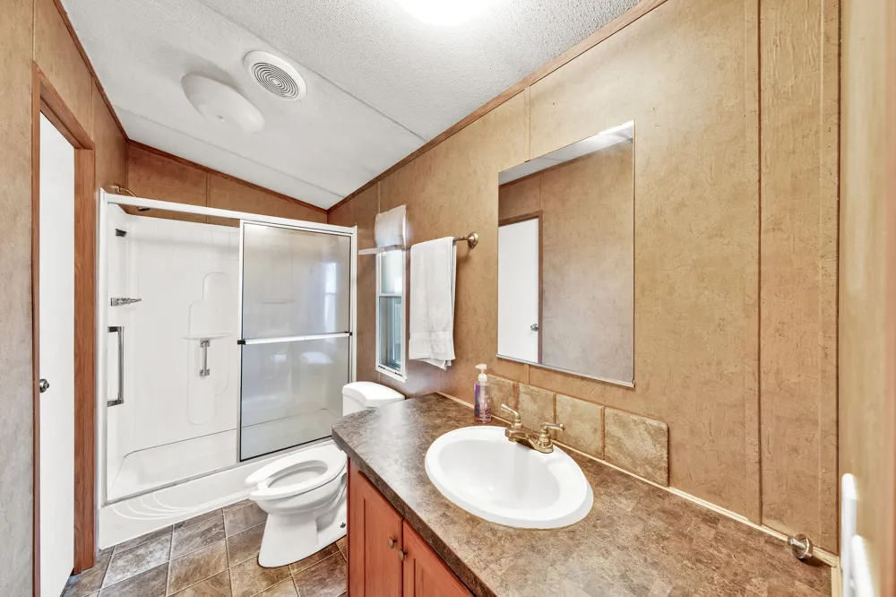 121 Rs County Road 3317 Emory, TX 75440
