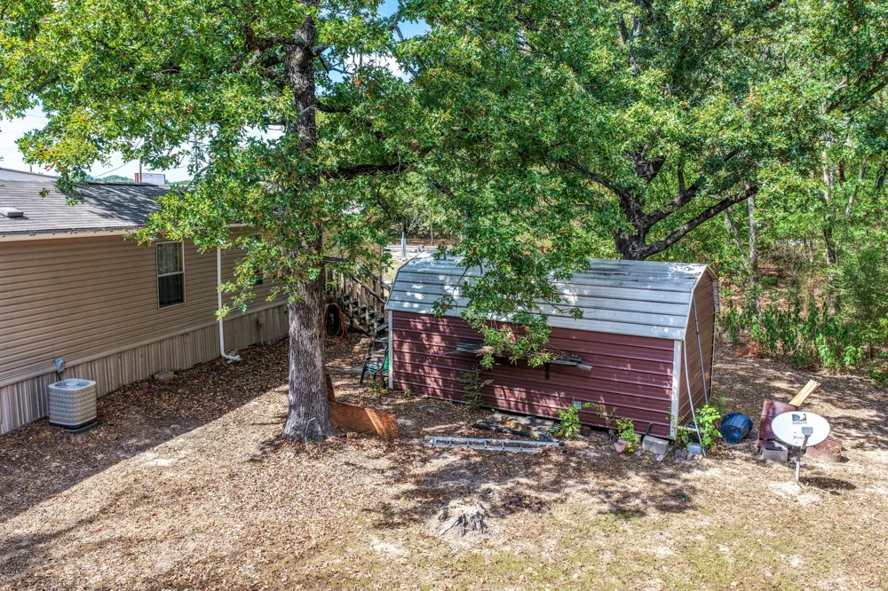 121 Rs County Road 3317 Emory, TX 75440