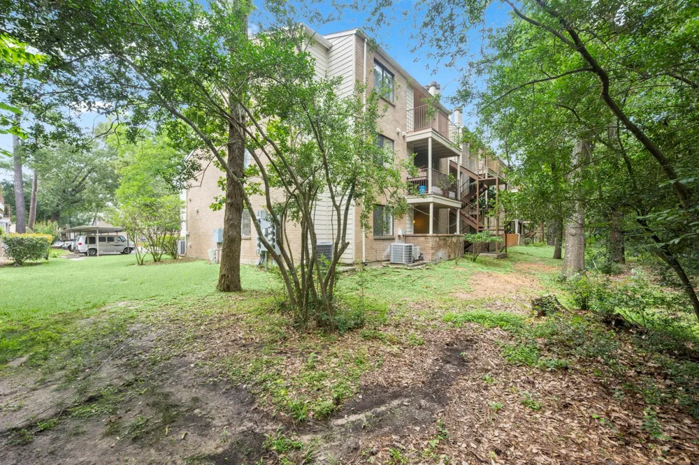 3500 Tangle Brush Drive #102 Spring, TX 77381