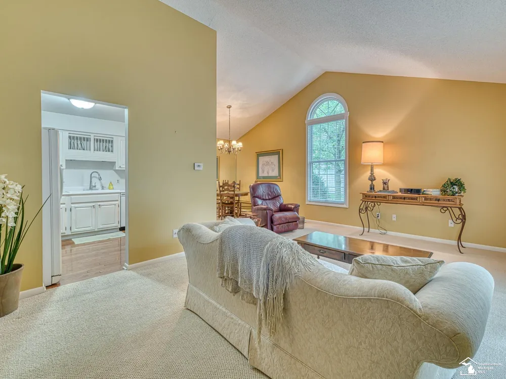 66 Linswood Drive Monroe City, MI 48162