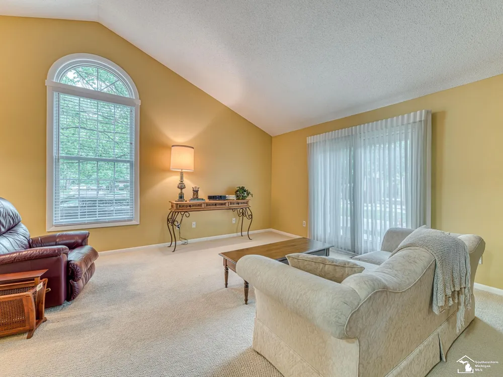 66 Linswood Drive Monroe City, MI 48162