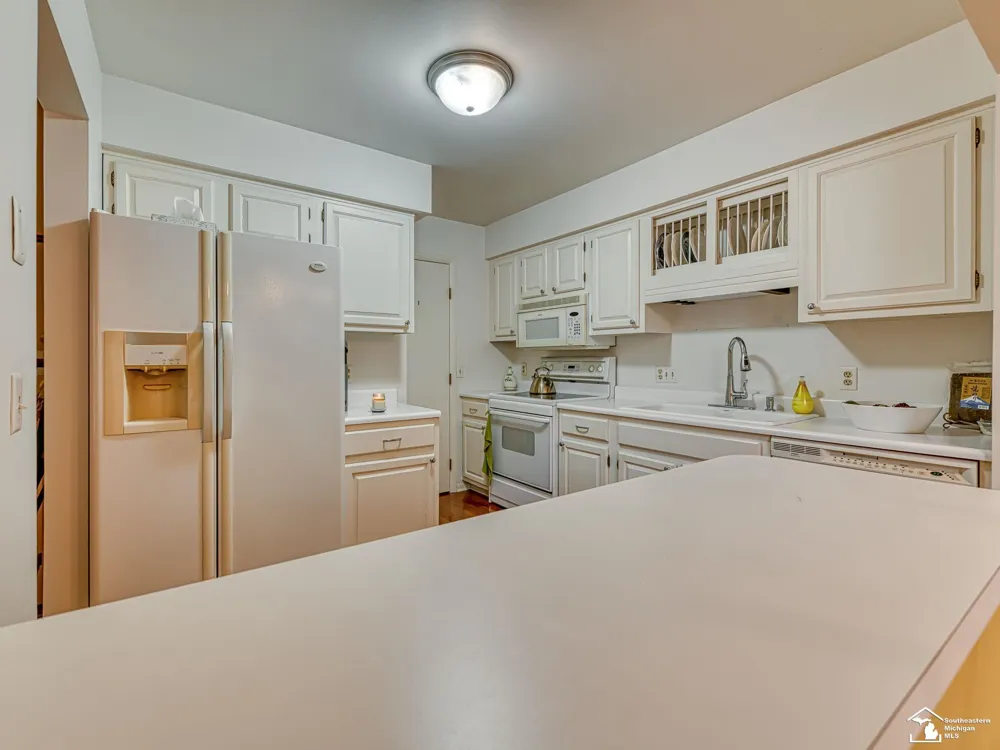 66 Linswood Drive Monroe City, MI 48162