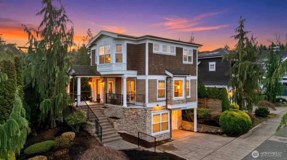 825 Kirkland Way Kirkland, WA 98033