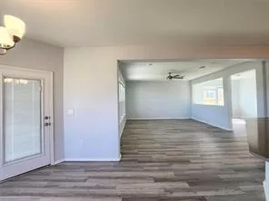 8211 Knoxville Trail Austin, TX 78744