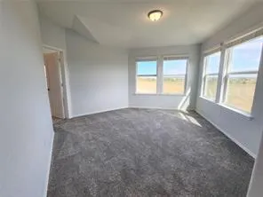 8211 Knoxville Trail Austin, TX 78744
