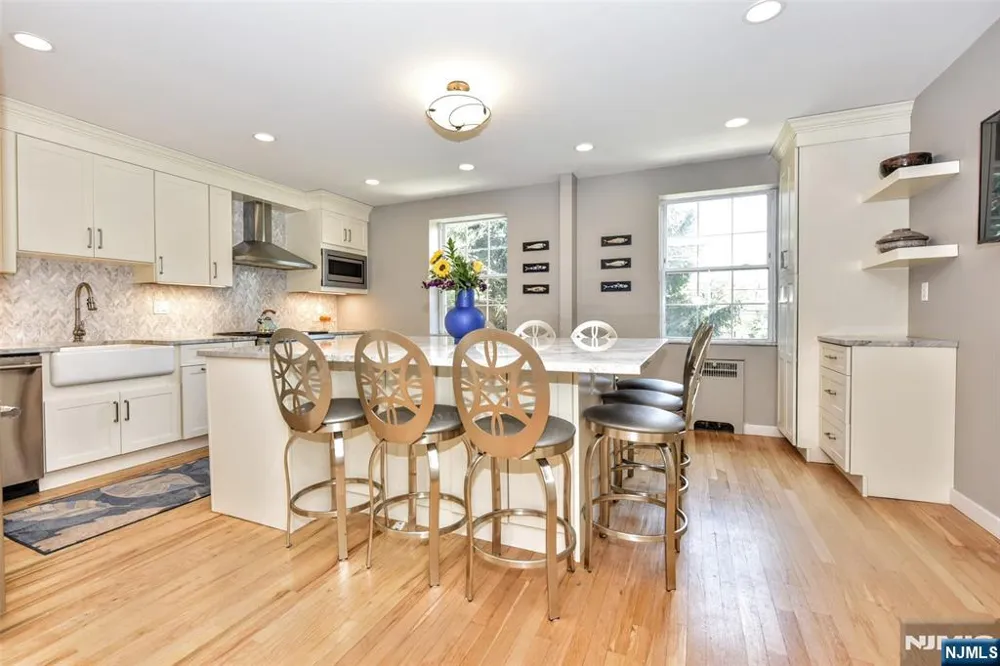 185 E Palisade Avenue B1B Englewood, NJ 07631