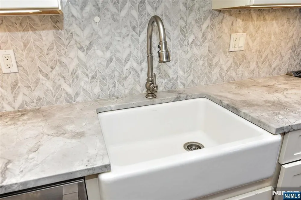 185 E Palisade Avenue B1B Englewood, NJ 07631