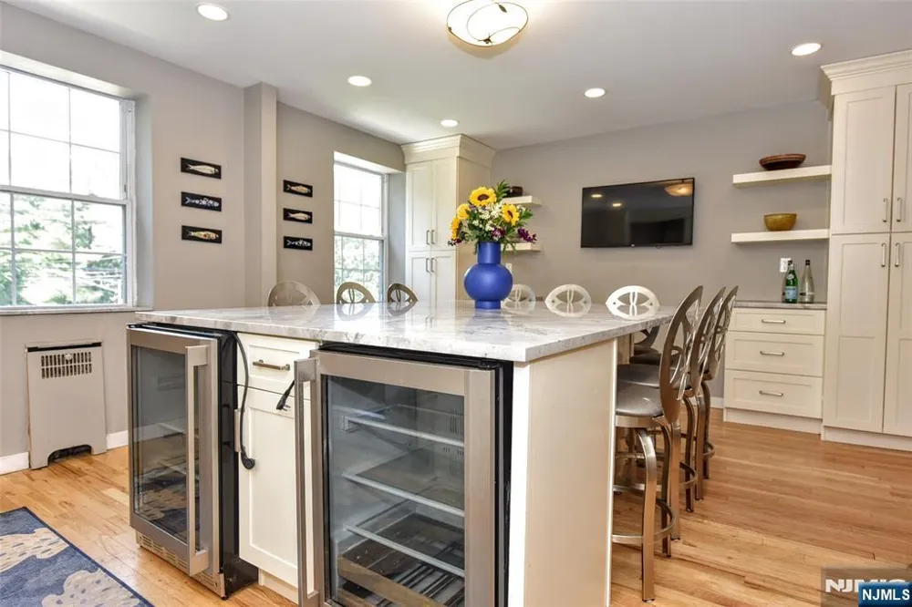 185 E Palisade Avenue B1B Englewood, NJ 07631
