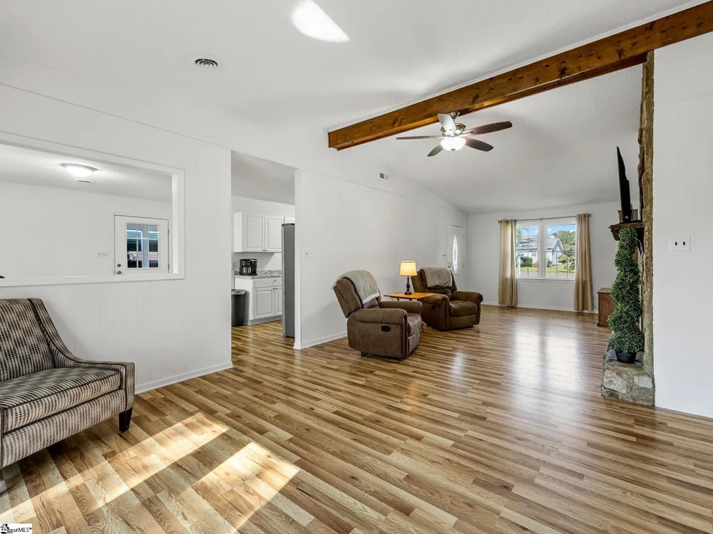 110 Coldspring Drive Spartanburg, SC 29301