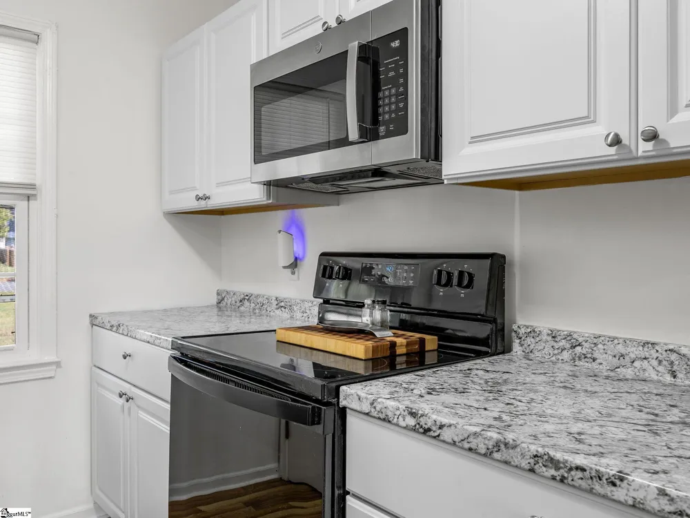 110 Coldspring Drive Spartanburg, SC 29301