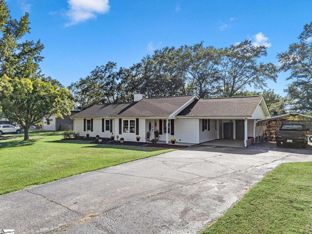 110 Coldspring Drive Spartanburg, SC 29301