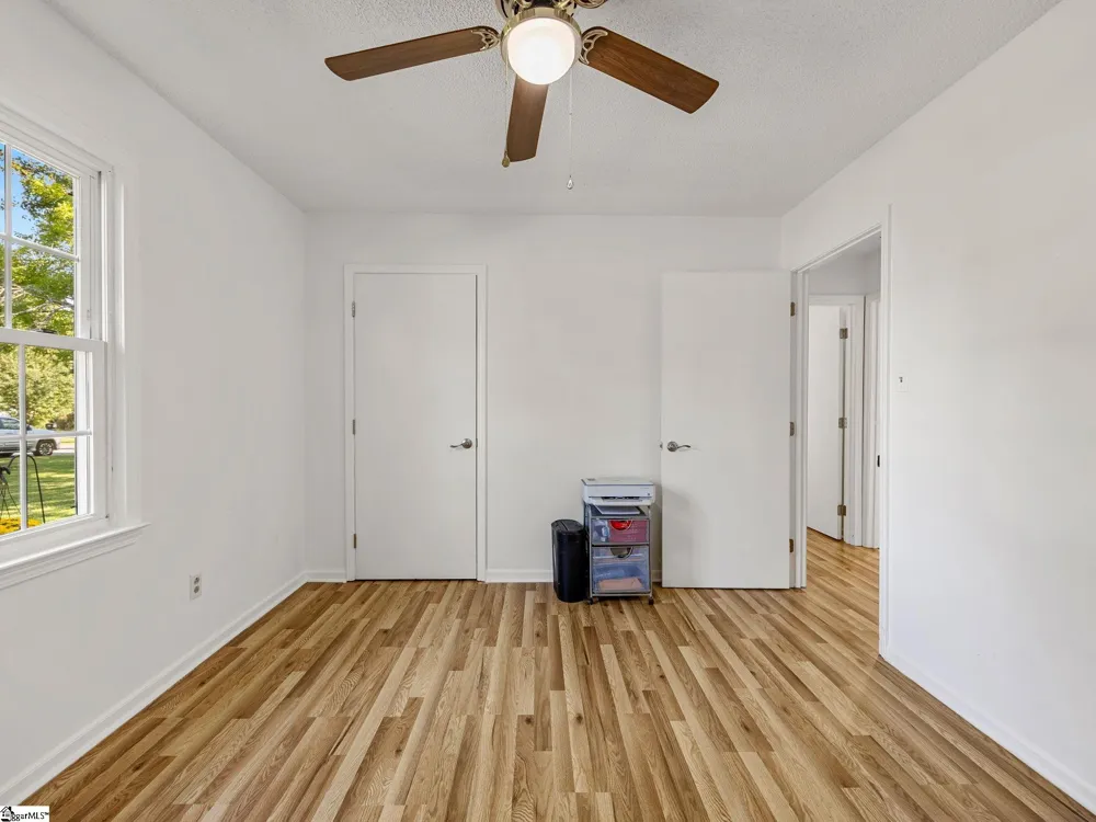 110 Coldspring Drive Spartanburg, SC 29301