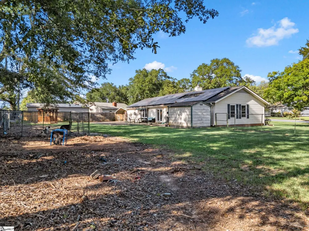 110 Coldspring Drive Spartanburg, SC 29301