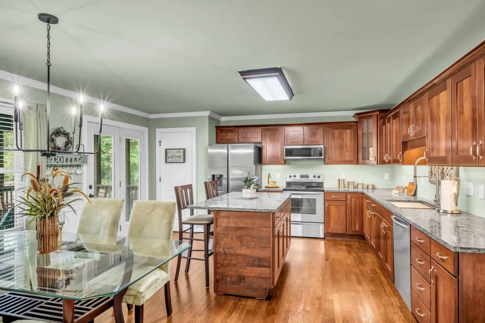 110 Helberg Street Dickson, TN 37055