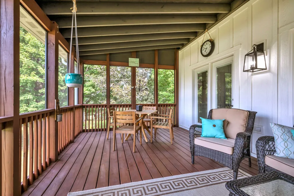 110 Helberg Street Dickson, TN 37055