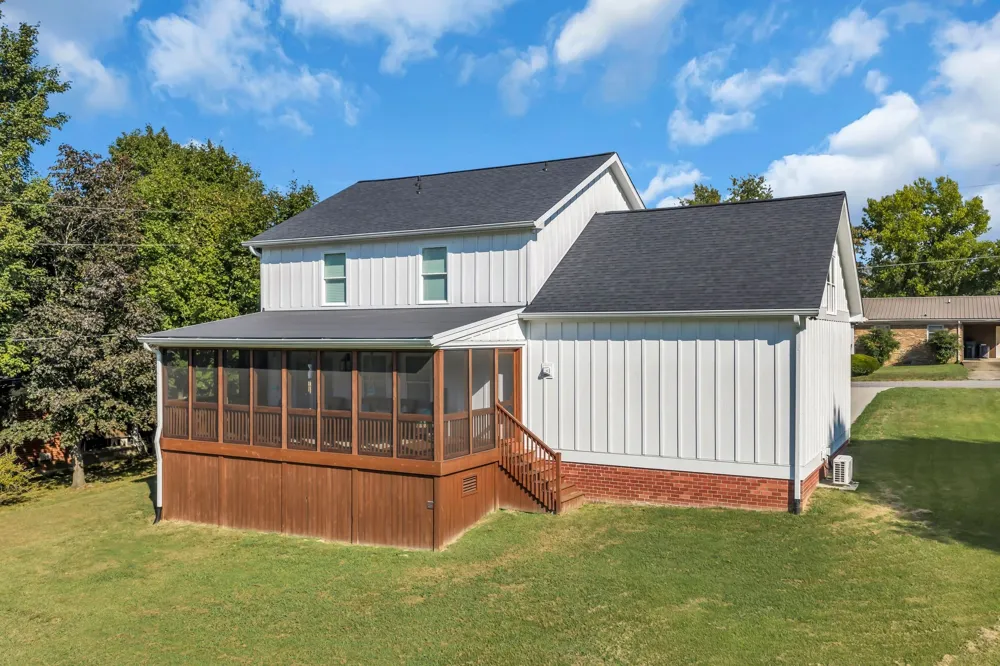 110 Helberg Street Dickson, TN 37055