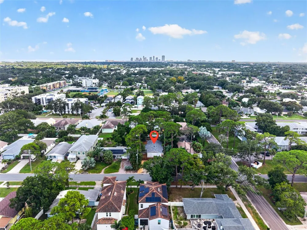 230 48TH AVENUE St Petersburg, FL 33703