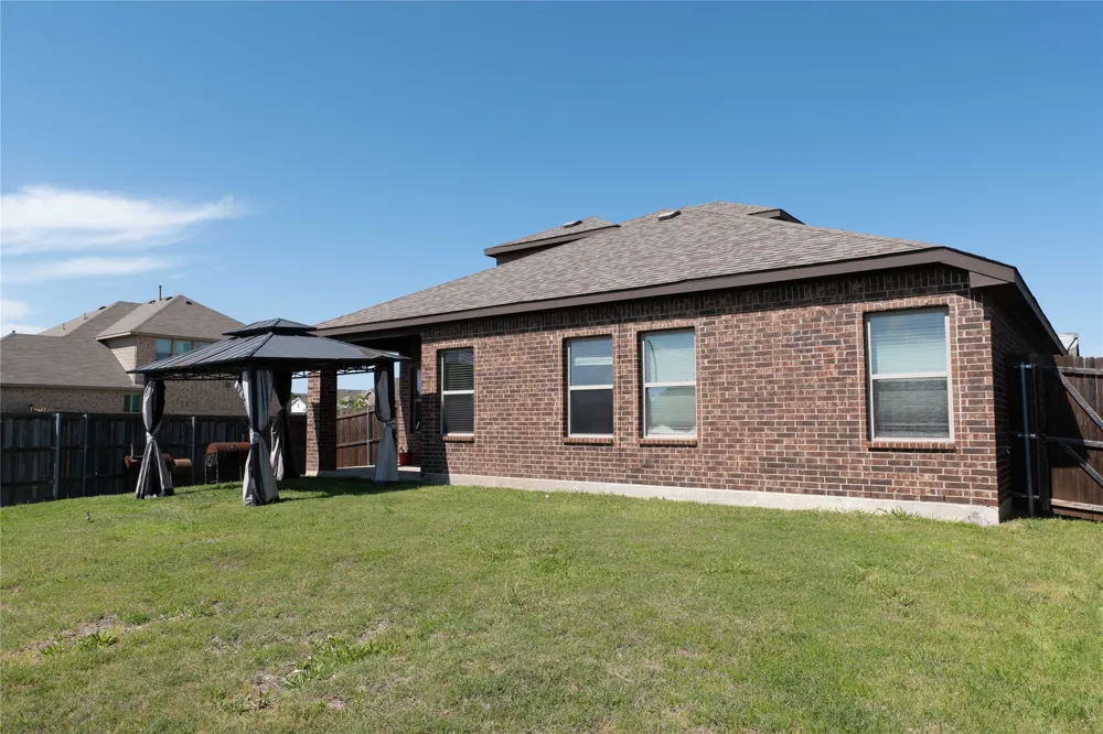 1229 Mount Olive Lane Forney, TX 75126