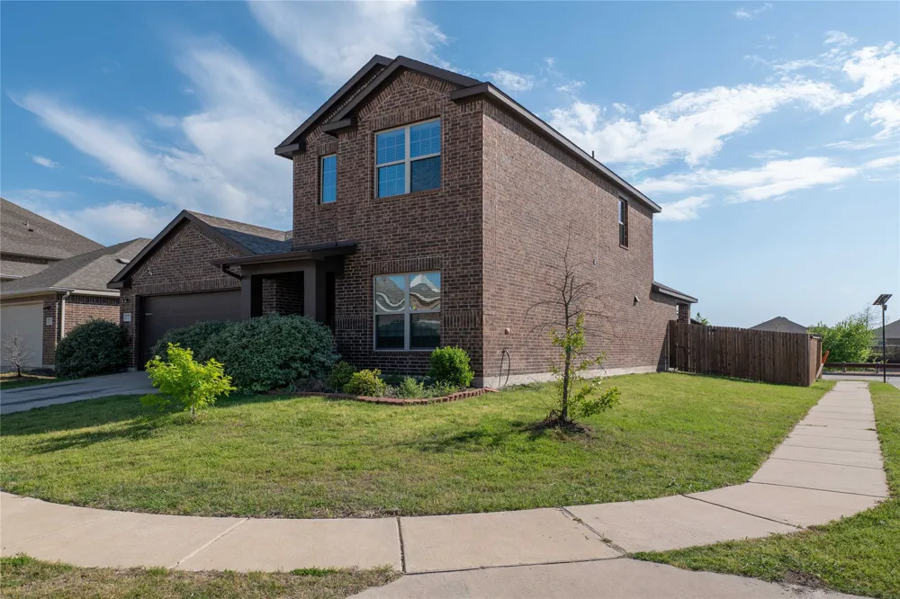 1229 Mount Olive Lane Forney, TX 75126