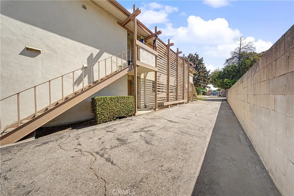 2521 S 6th Arcadia, CA 91006