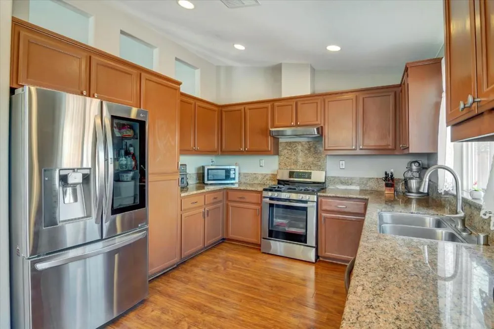 1093 Lambdin Street Manteca, CA 95336