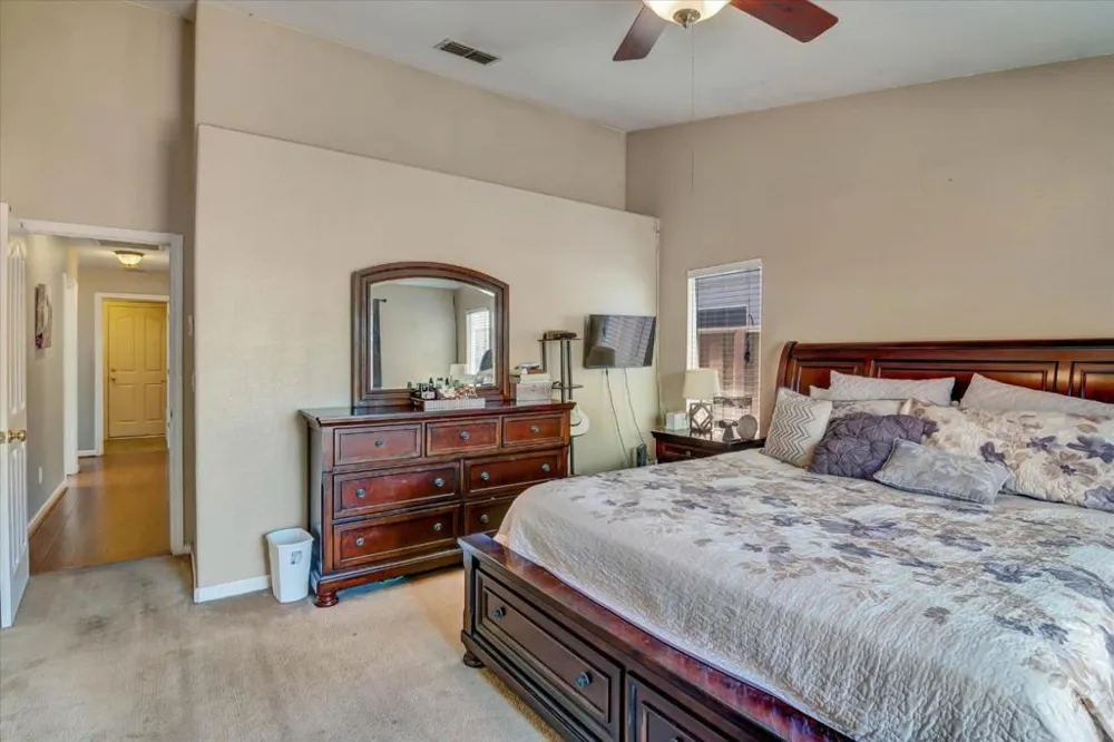 1093 Lambdin Street Manteca, CA 95336