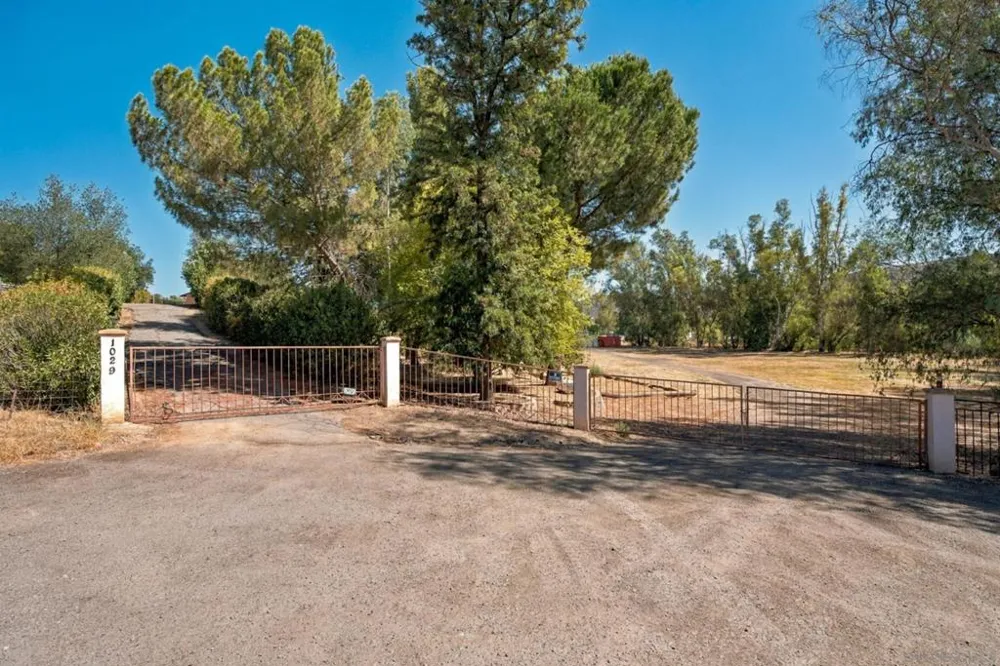 1029 Olive Ave. Ramona, CA 92065