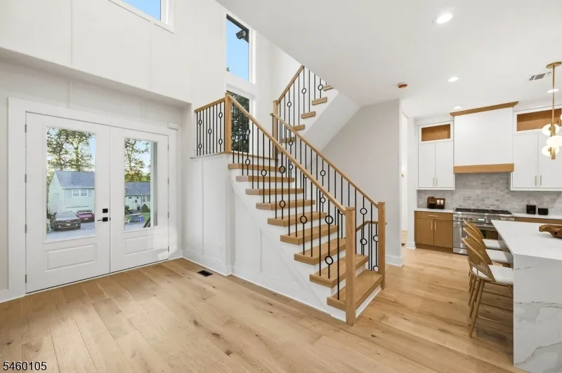 25 Claremont Ave Livingston, NJ 07039